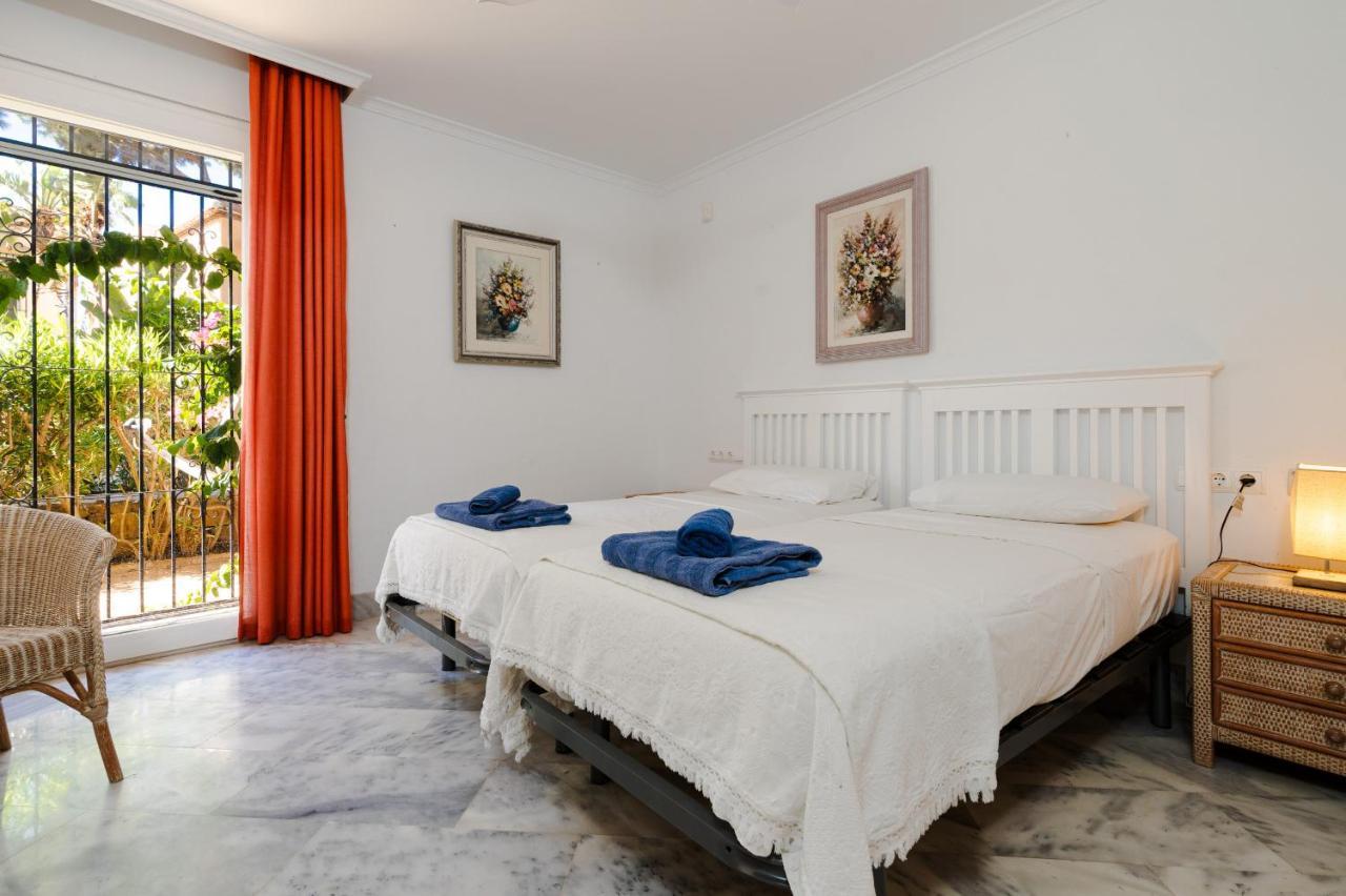 White Pearl Beach Elviria Марбеля Екстериор снимка