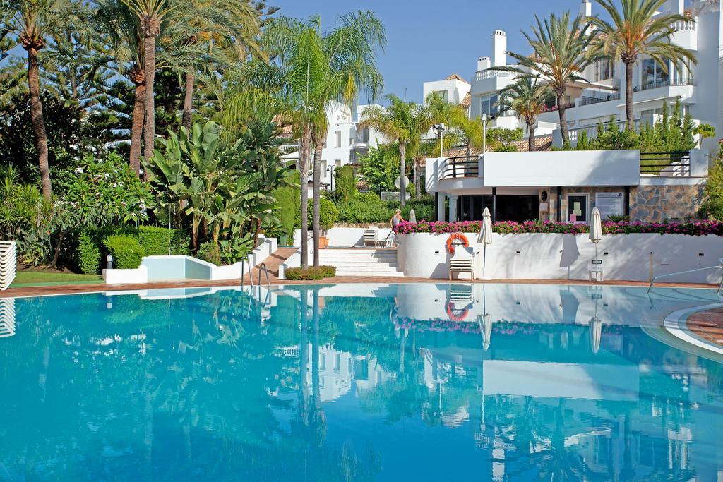 White Pearl Beach Elviria Марбеля Екстериор снимка